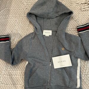 Gucci Heather Gray Zip-Up Hoodie & Hat
